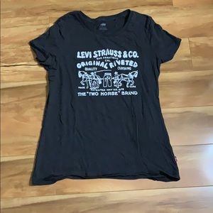 Levi's Tee